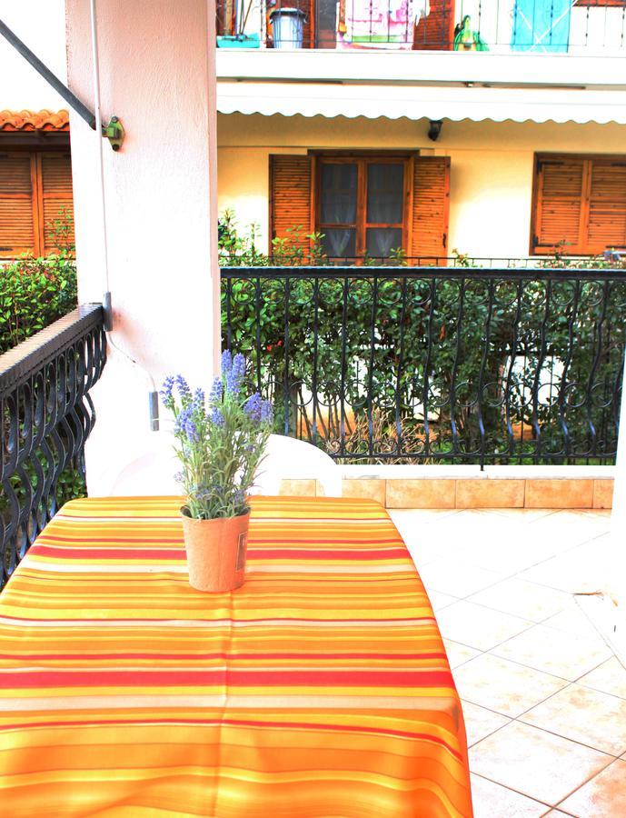 Souzana Rooms Nea Plagia Exterior foto